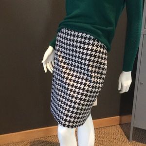 Classic high waist houndstooth pencil skirt